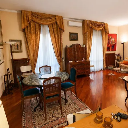 Mary Grace House Roma