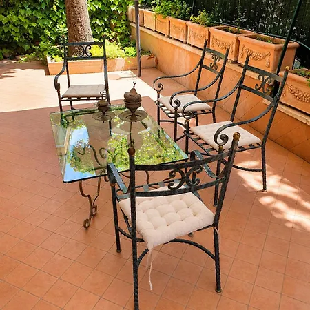 Appartamento Mary Grace House *